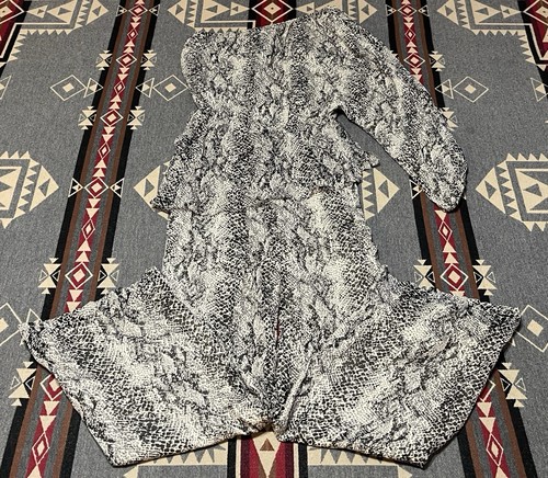 Tamara Mellon Animal Print Romper Jumpsuit Black White Sz 4 T10 - Picture 3 of 12