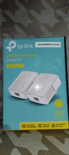 TP-Link TL-PA4010 KIT AV600 600Mbps Nano Powerline Ethernet Adapter Starter Kit