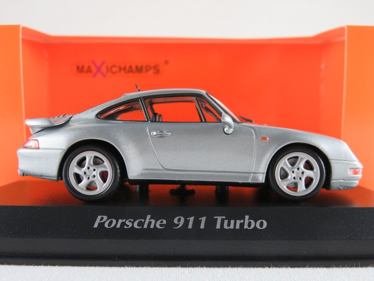 Porsche 911 993 Turbo 1995 Silver Minichamps 940069205 1:43