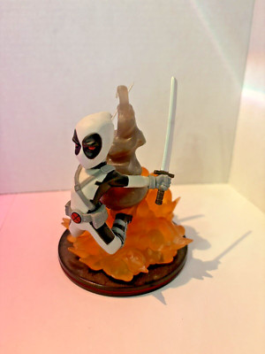 Deadpool Explosion Q-Fig Grey Variant Figure Loot Crate Marvel QMX I-029