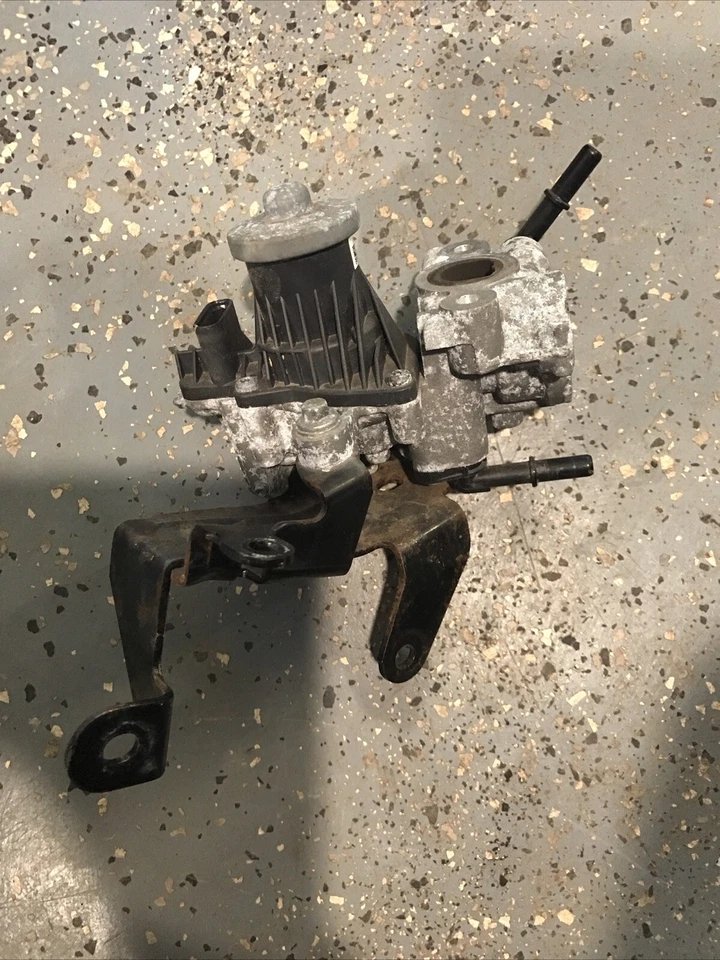 Ford Explorer 2020 3.3L EGR valve JL3E-9D475-BB - Image 3 of 4