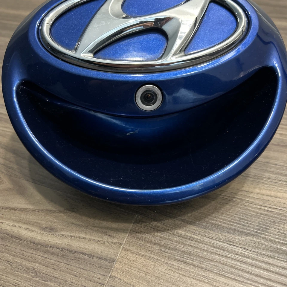 2012-2017 Hyundai Veloster Rear Trunk Hatch Trim Latch BACKUP CAMERA OEM ZD6 - Image 4 of 4