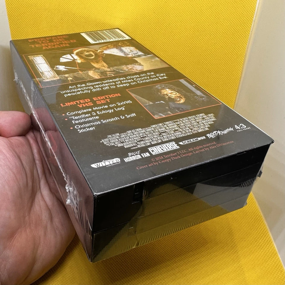 TERRIFIER 3 VHS Collector's Edition Set! Walmart Exclusive Art The Clown - Image 3 of 4