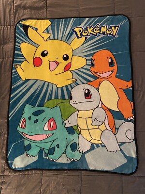 Pokémon - Fleece Throw Blanket - 40 x 50  - Pikachu Gen 1 Starters