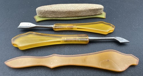 Vintage Art Deco Green Chrome Vanity Dresser Dressing Set Mirror Brush Comb - Picture 15 of 20