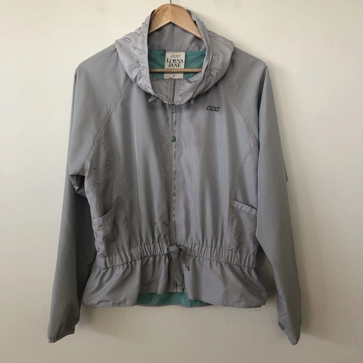 Ladies Lorna Jane Grey Funnel Neck Exercise Gym Jacket Size S 8