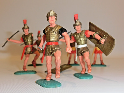Vintage Timpo Toys Römer Figuren Sammlung