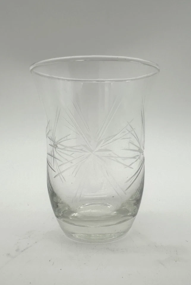 Juego de 4 tazas y platillos de cristal de té turco con diseño de vidrio grabado Foto 4 de 4