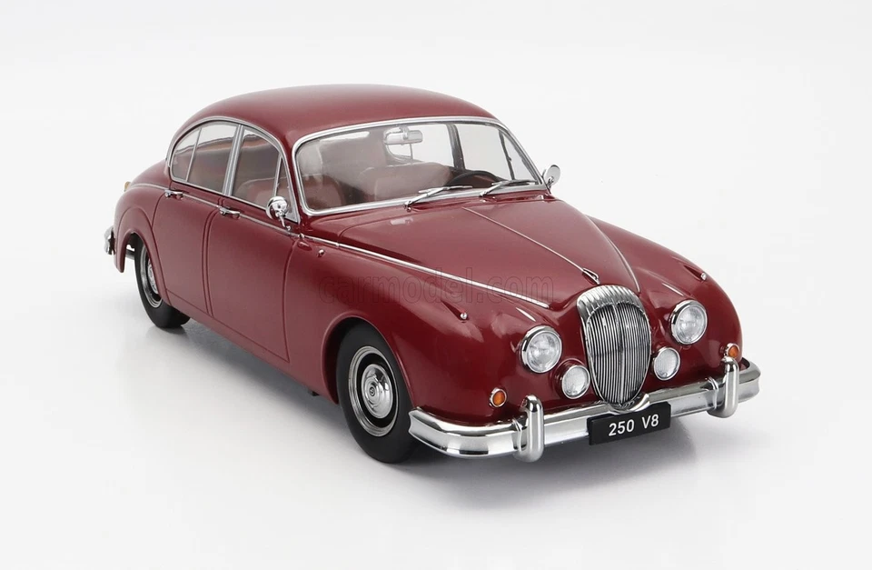 MODELLINO AUTO STATICO KK DAIMLER 250 V6 LHD 1962 ROSSO INTERNI MARRONE 1/18 - Immagine 4 di 4