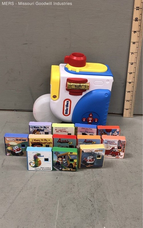 Little Tikes Story Dream Machine Projector Lot With 13 Audio Story Cartridges