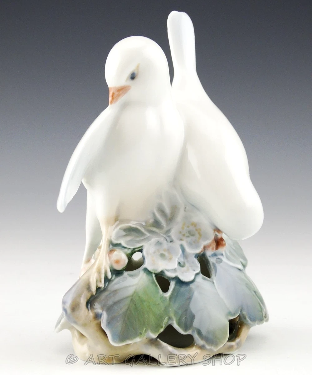 Royal Copenhagen Bird Indiana Royal Copenhagen Figurines for sale