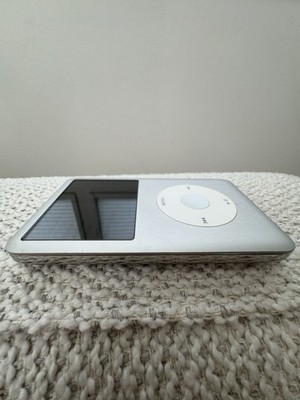 Apple iPod classic 120GB シルバー 第6世代 MB562 Apple iPod Classic 6th Generation 120gb Silver Grade C -read