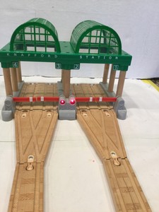 thomas wooden knapford station