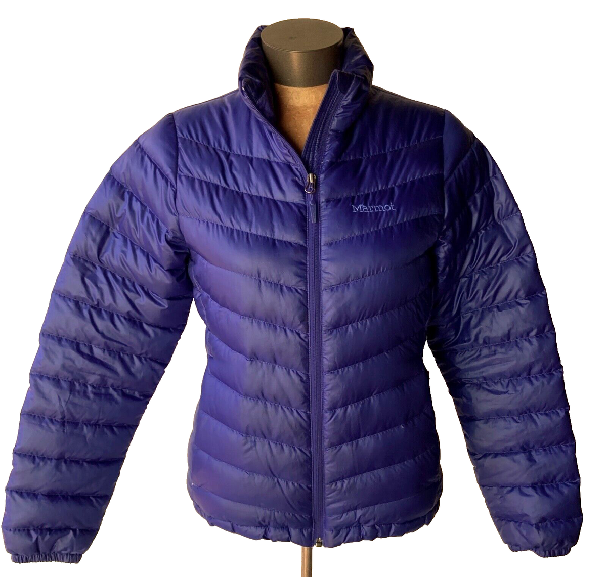 Marmot Women's Purple 700-fill Insulated Down Full-Zip Puffer Coat