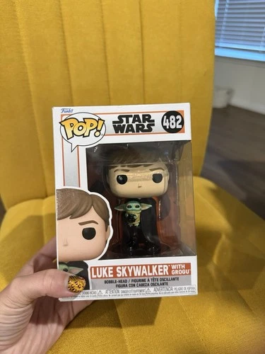 Funko Pop! Star Wars: Luke Skywalker with Grogu Figure 482