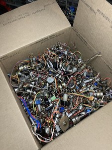 Large Lot Of Vintage Potentiometers Used Mix