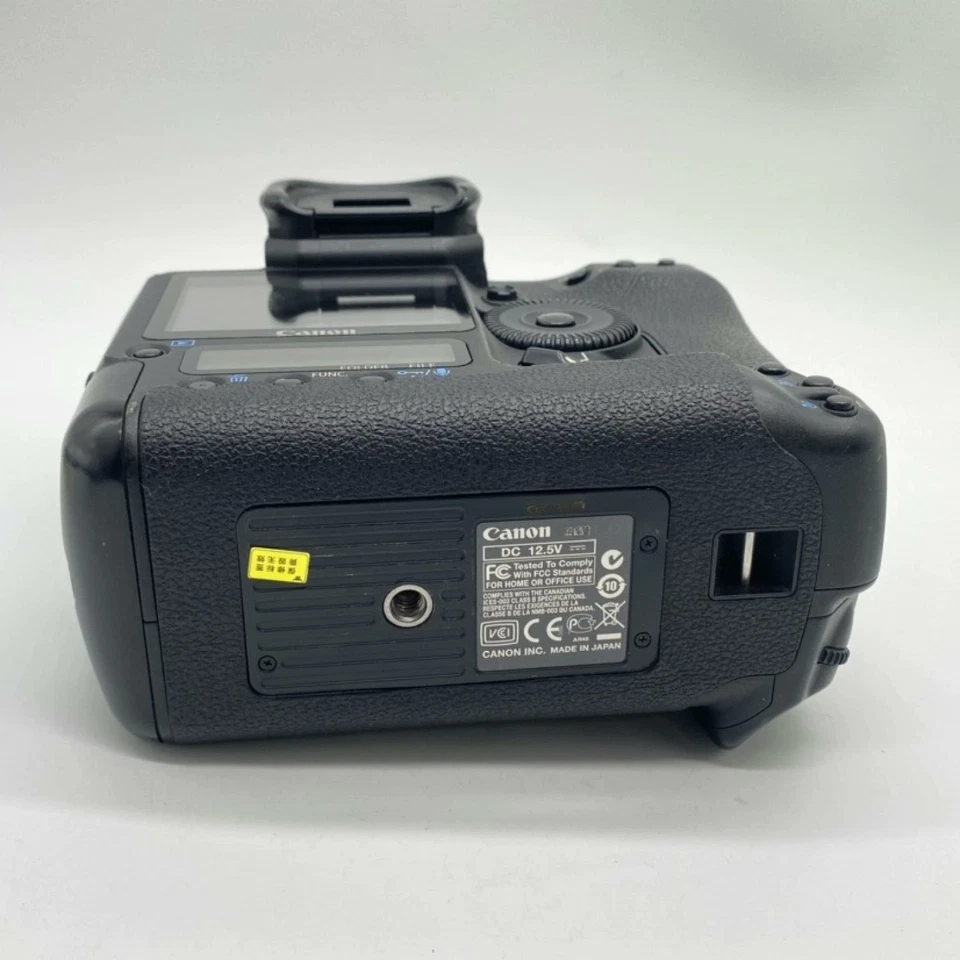 Canon EOS 1Ds Mark III Digital DSLR Camera Body only English Language Viewfinder - Image 4 of 4