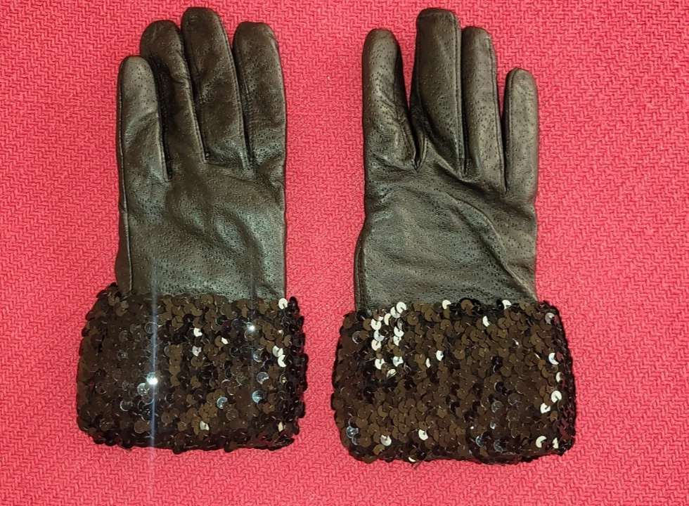 Elegant Leather Gloves with Sequin Cuffs and Soft Wool Lining Size 7-1/2
Opens in a new window or ta