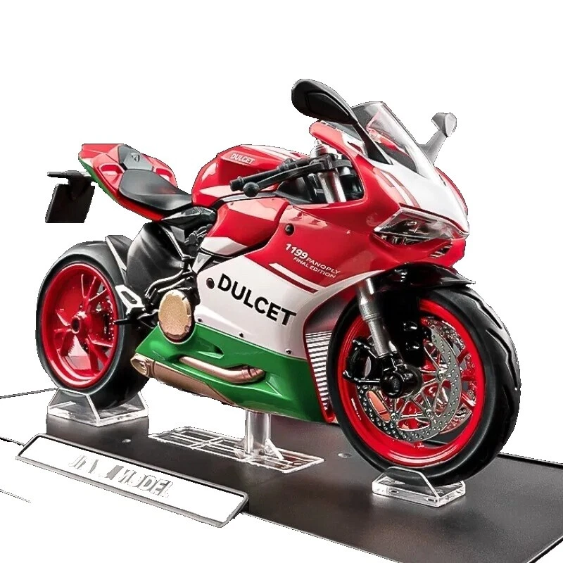 Ducati 2011 Vehicle Year Contemporary Manufacture Diecast Motorcycles & ATVs