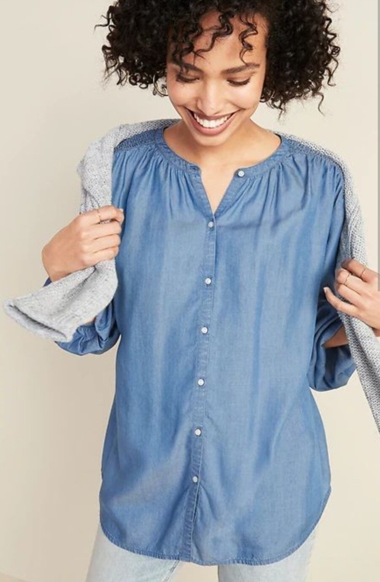 Old Navy sz S petite~ Chambray Smocked Yoke Button Boho Blouse