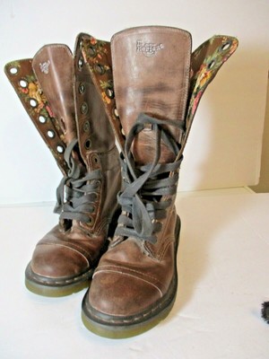 12 hole doc martens