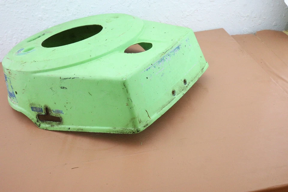 Lawn Boy 5236 Lawn Mower OEM Top Cover 678914 - Image 3 of 4