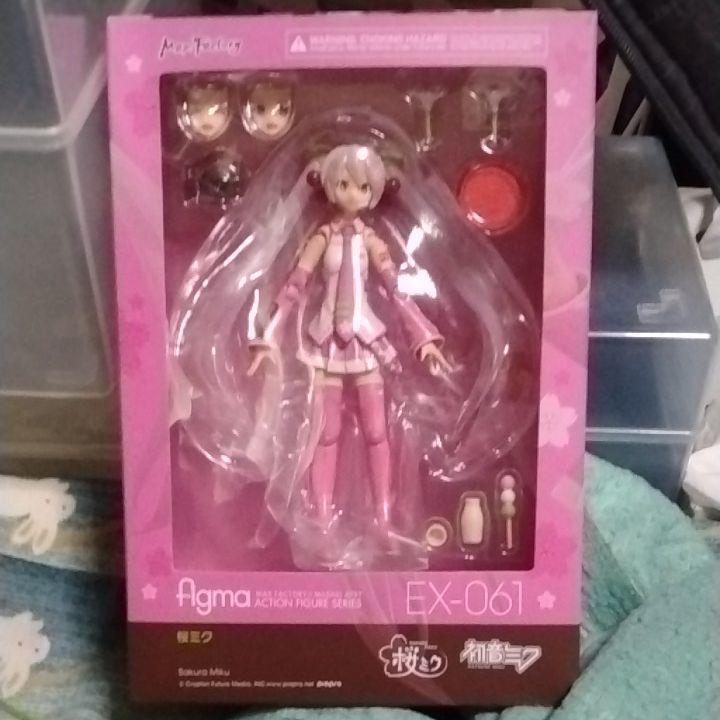 Figure Figma Hatsune Miku Sakura EX-061 Max Factory From Japan | eBay
