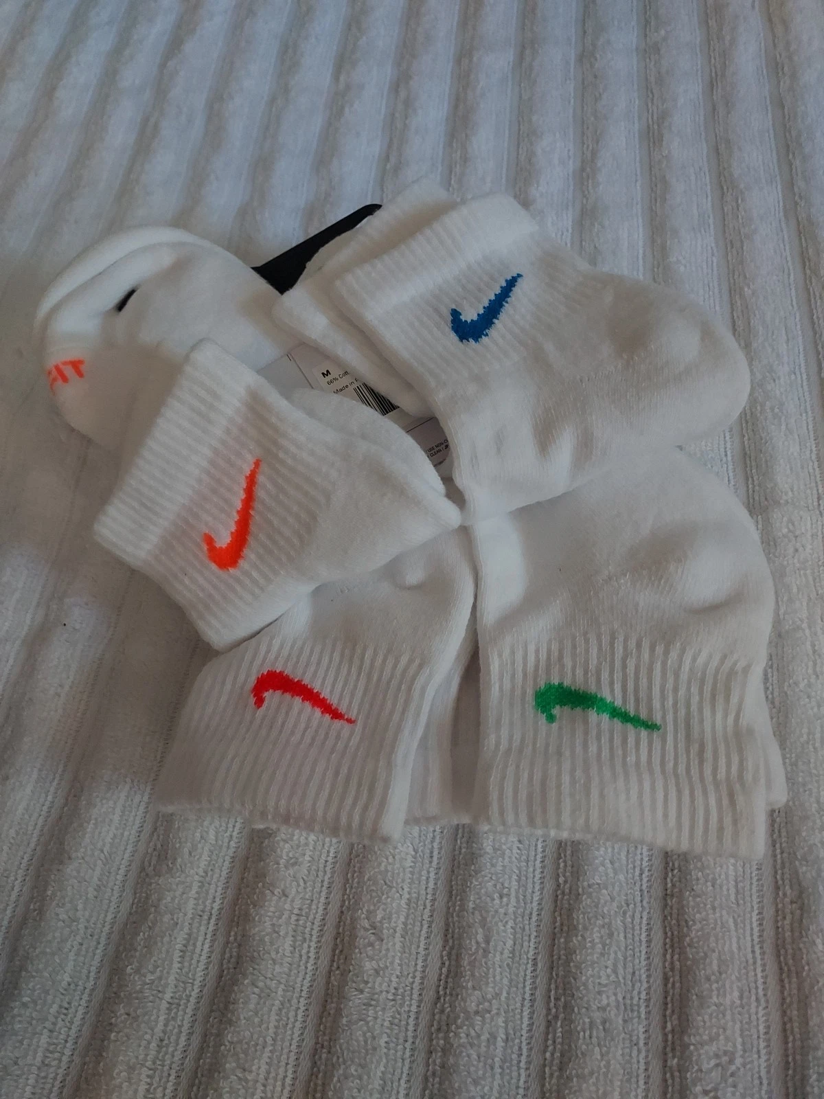 NWT NIKE SIZE MEDIUM DRI-FIT ANKLE EVERYDAY PLUS