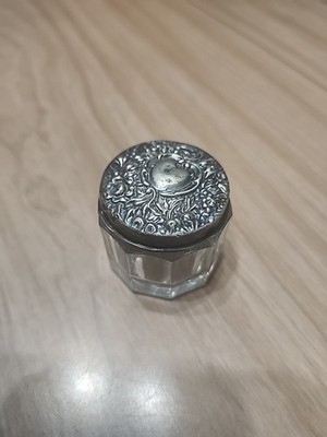Antique Repousse Sterling Silver & Glass Vanity Jar Pill Ring Trinket Box