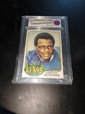 1976 Topps #148 Walter Payton rookie football card Autographed. rookie card picture
