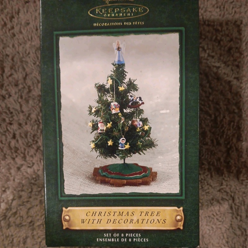 Hallmark Keepsake Ornament Christmas Tree With Decorations Set Vintage 2002