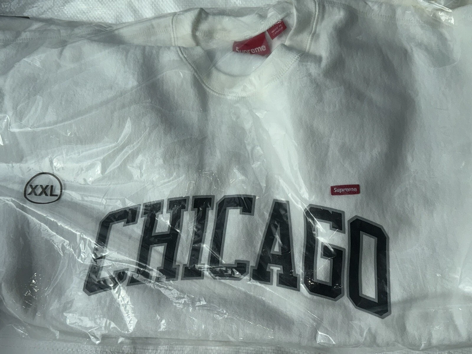 Supreme Chicago petite boîte crewneck   XXL   2XL. TOUT NEUF DSWT. LIVRAISON GRATUITE