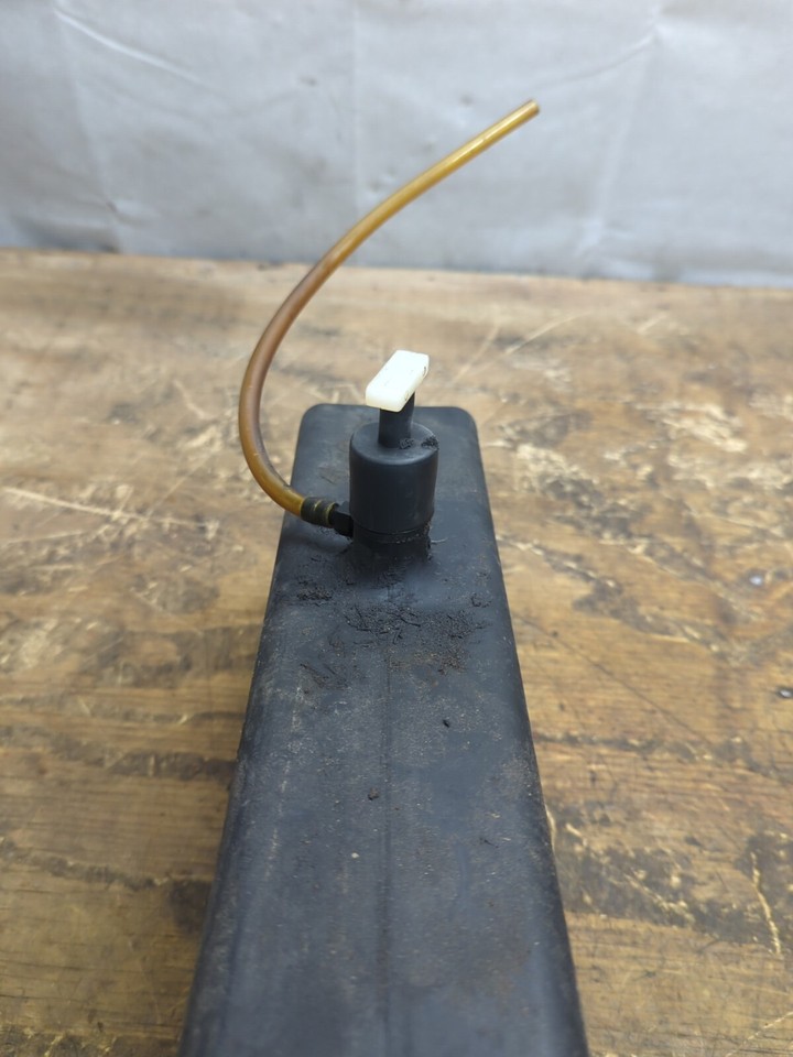 325 Zero Turn Mower Hydraulic Fluid Oil Tank Reservoir