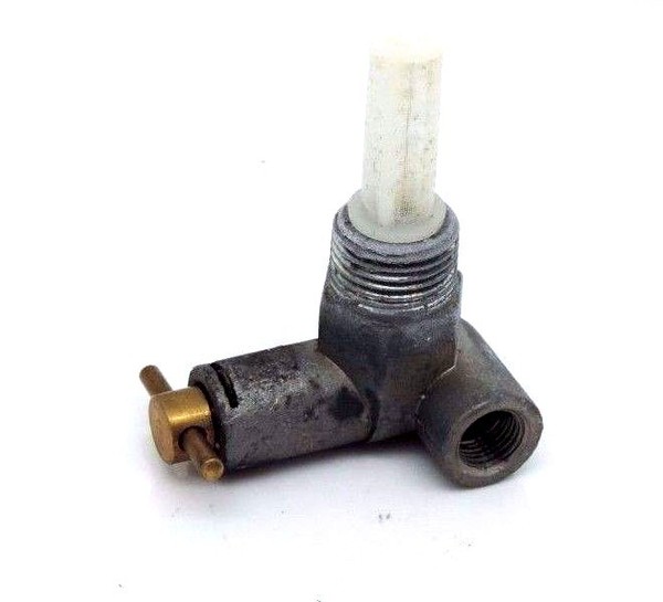 MKH Kraftstoffhahn FüR Ford Traktoren 2000 3000 4000 5000 3600 4100 4600-image