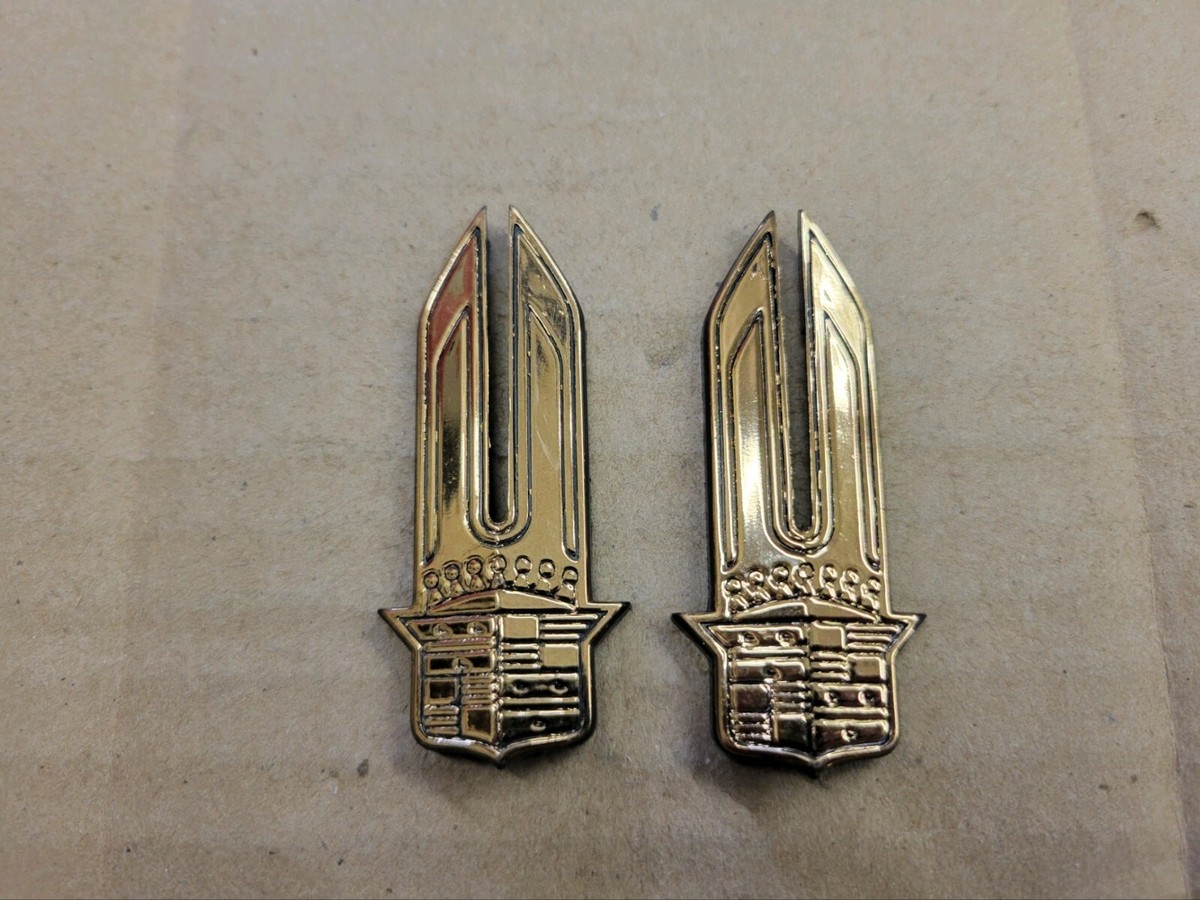 Cadillac OEM 1980-1989 DeVille Fleetwood New Pair Gold Taillight
