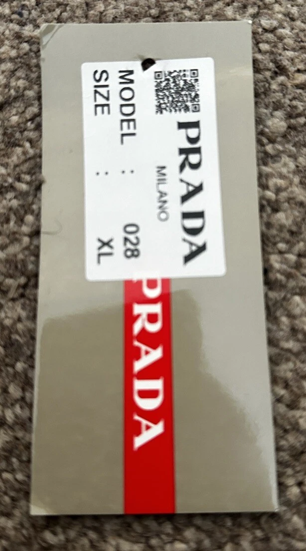 ETICHETTA ETICHETTA ABBIGLIAMENTO PRADA