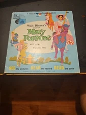 1965 Walt Disney's Story Of Mary Poppins Book with 33 1/3 RPM LLP 302 EUC