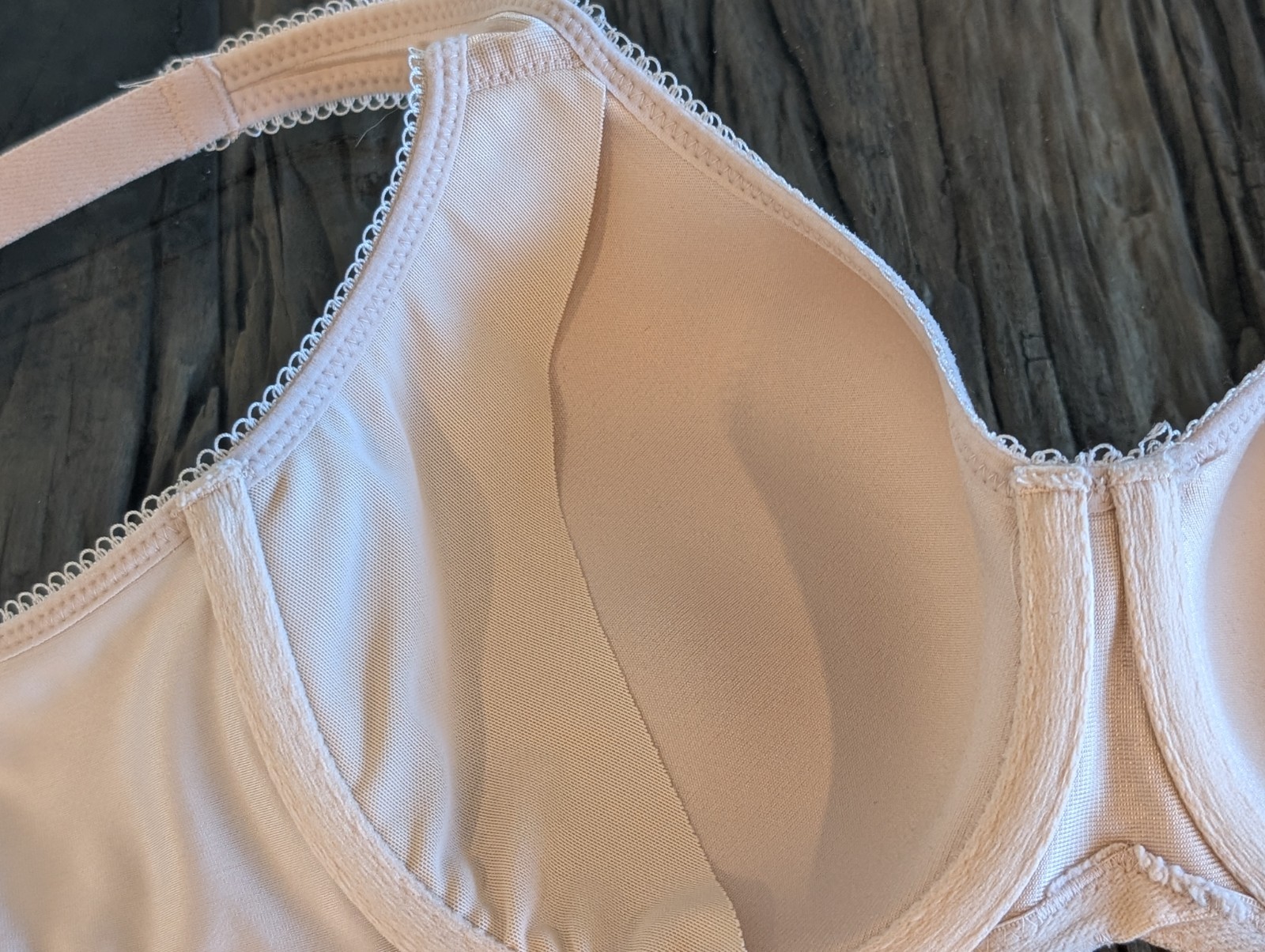 Wacoal 32DD Basic Beauty Seamless Underwire Sand … - image 10