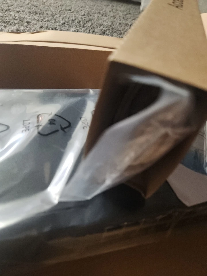 NEW MILAN TRANSITION NETWORKS MIL-S24T2GPA ETHERNET SWITCH MILS24T2GPA - Image 4 of 4