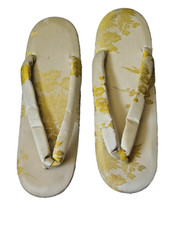 Vintage 1960s Japanese Silk Fabric Sandals Shoes Geisha Handmade 10 in long