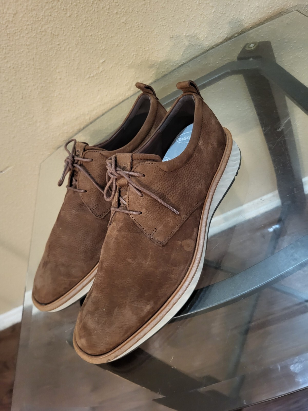 SAOLA Scarpe da uomo Ecco marrone shock thru in pelle scamosciata. Taglia 46 12 le condizioni sono molto buone.