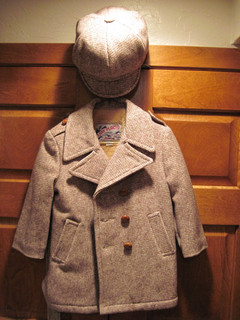 Conjunto de abrigo y sombrero de invierno de lana tweed espiga marrón vintage para niños talla 4?