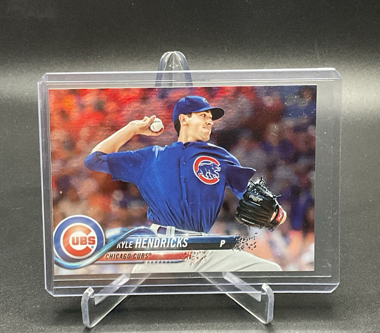 Topps 2018 Series 2 Kyle Hendricks Rainbow Foil Chicago Cubs #552