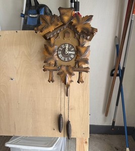 Vintage German Black Forest Cuckoo Clock Working Leaf Carved Pinecone Weights