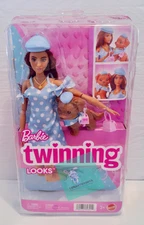 BARBIE TWINNING LOOKS Doll & Pet Dog Matching Clothes Accessories Brunette NEW