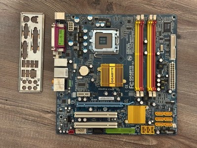 Gigabyte GA-EQ45M-S2 Mainboard - Sockel 775 - Core 2 Quad Q8200 - funktionsfähig