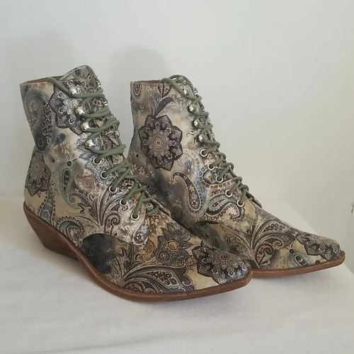 velvet boots size 11