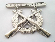 US MARINES RIFLE EXPERT QUALIFICATION BADGE Military Pin 40089 HO