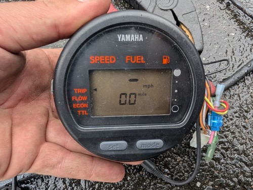 OEM Yamaha Outboard Digital Speedometer Fuel Gauge Great Condition 