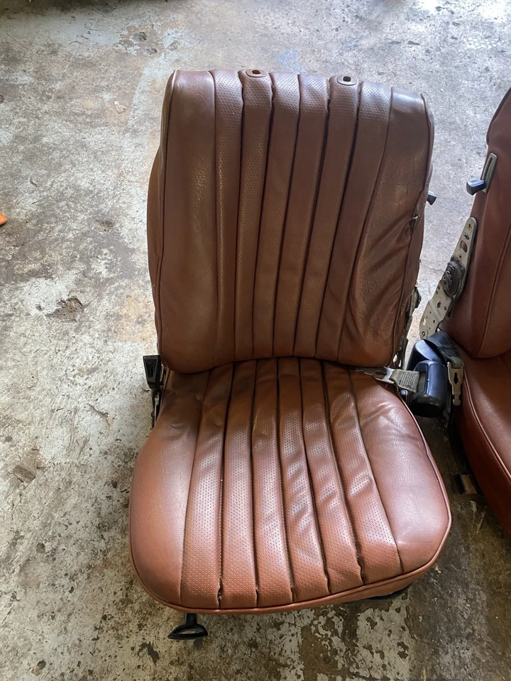 1972 - 74 Mercedes Benz R107 350SL 450SL Front  Seats Tobacco Brown Rare Color - Image 2 of 4